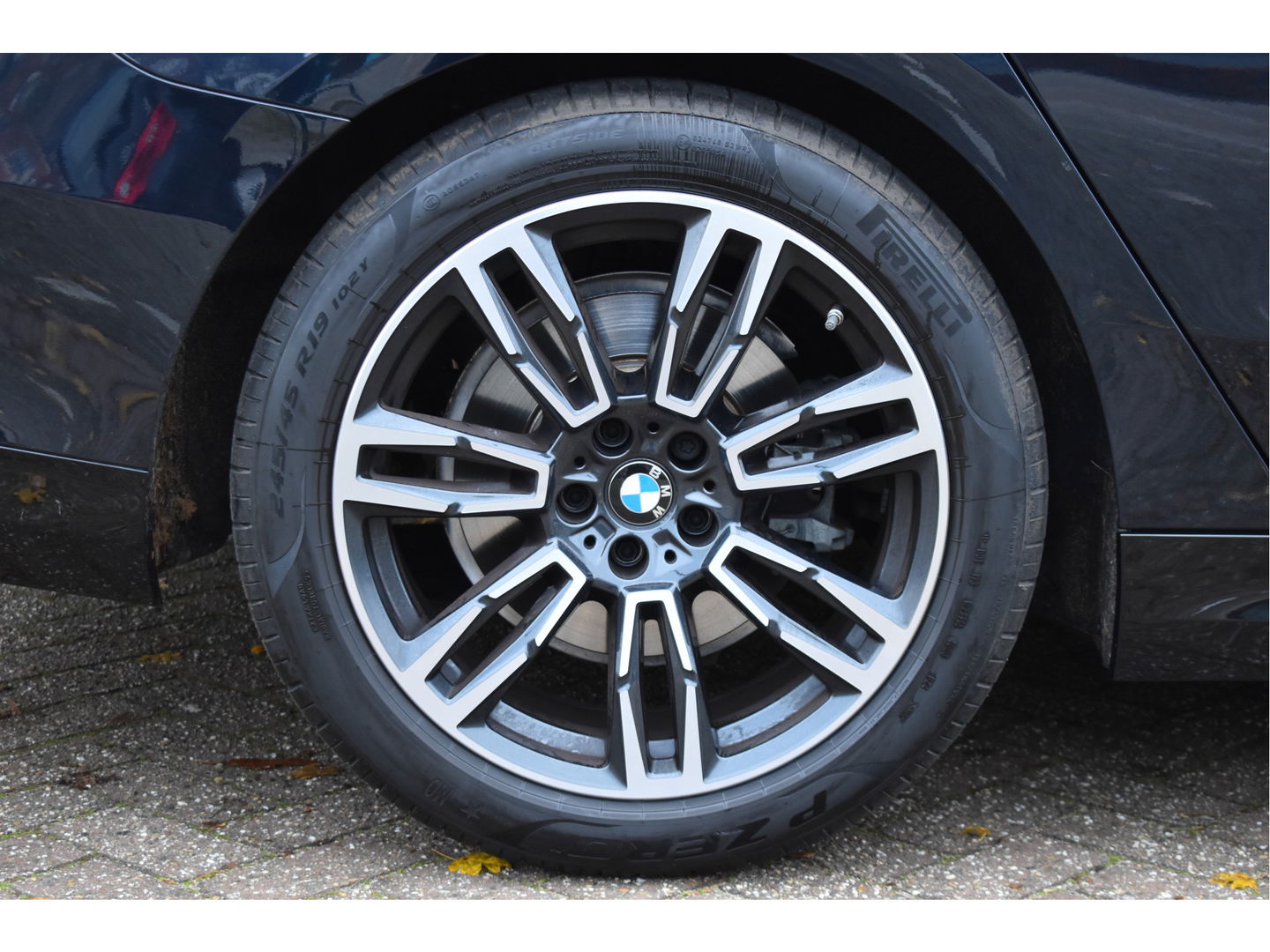 BMW 5 Serie 520i M-Sport Comfort pack 208 pk | Vol | Pano.dak | HUD | Harman/Kardon | Keyless | Memory stoelen | 360 gr.camera | Stoelverkoeling