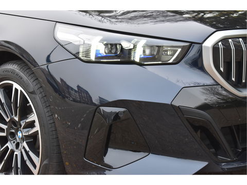 BMW 5 Serie 520i M-Sport Comfort pack 208 pk | Vol | Pano.dak | HUD | Harman/Kardon | Keyless | Memory stoelen | 360 gr.camera | Stoelverkoeling