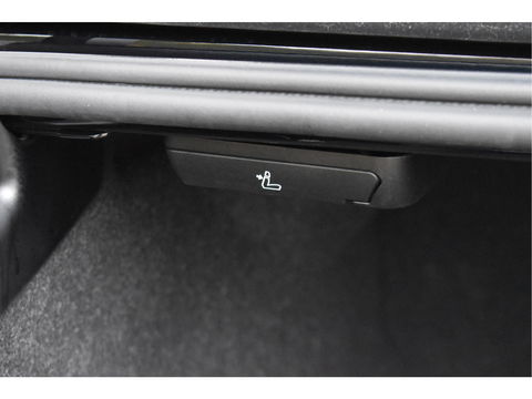 BMW 5 Serie 520i M-Sport Comfort pack 208 pk | Vol | Pano.dak | HUD | Harman/Kardon | Keyless | Memory stoelen | 360 gr.camera | Stoelverkoeling