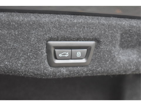 BMW 5 Serie 520i M-Sport Comfort pack 208 pk | Vol | Pano.dak | HUD | Harman/Kardon | Keyless | Memory stoelen | 360 gr.camera | Stoelverkoeling