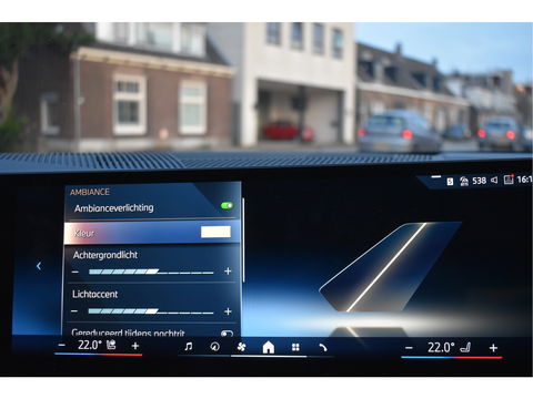 BMW 5 Serie 520i M-Sport Comfort pack 208 pk | Vol | Pano.dak | HUD | Harman/Kardon | Keyless | Memory stoelen | 360 gr.camera | Stoelverkoeling