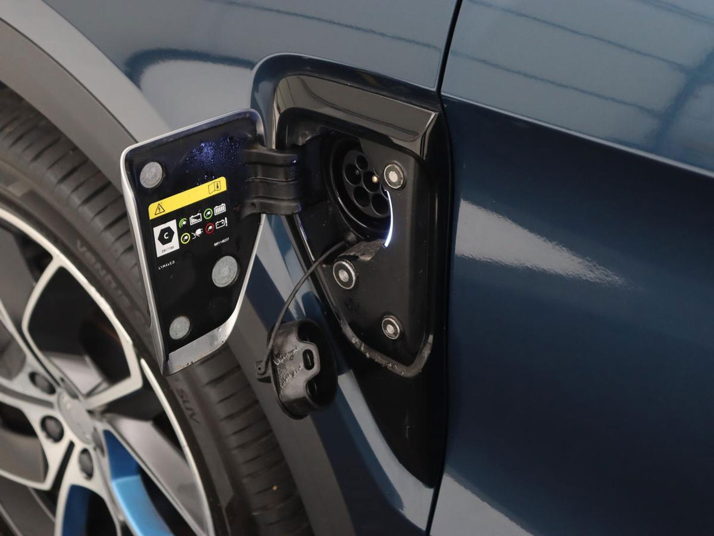 Lynk & Co 01 1.5 Plug In | 19.600 km NAP | Panoramadak | Infinity by Harman | Camera | Adaptive cruise | Stoelverwarming | Carplay | Memory | Full LED | PHEV