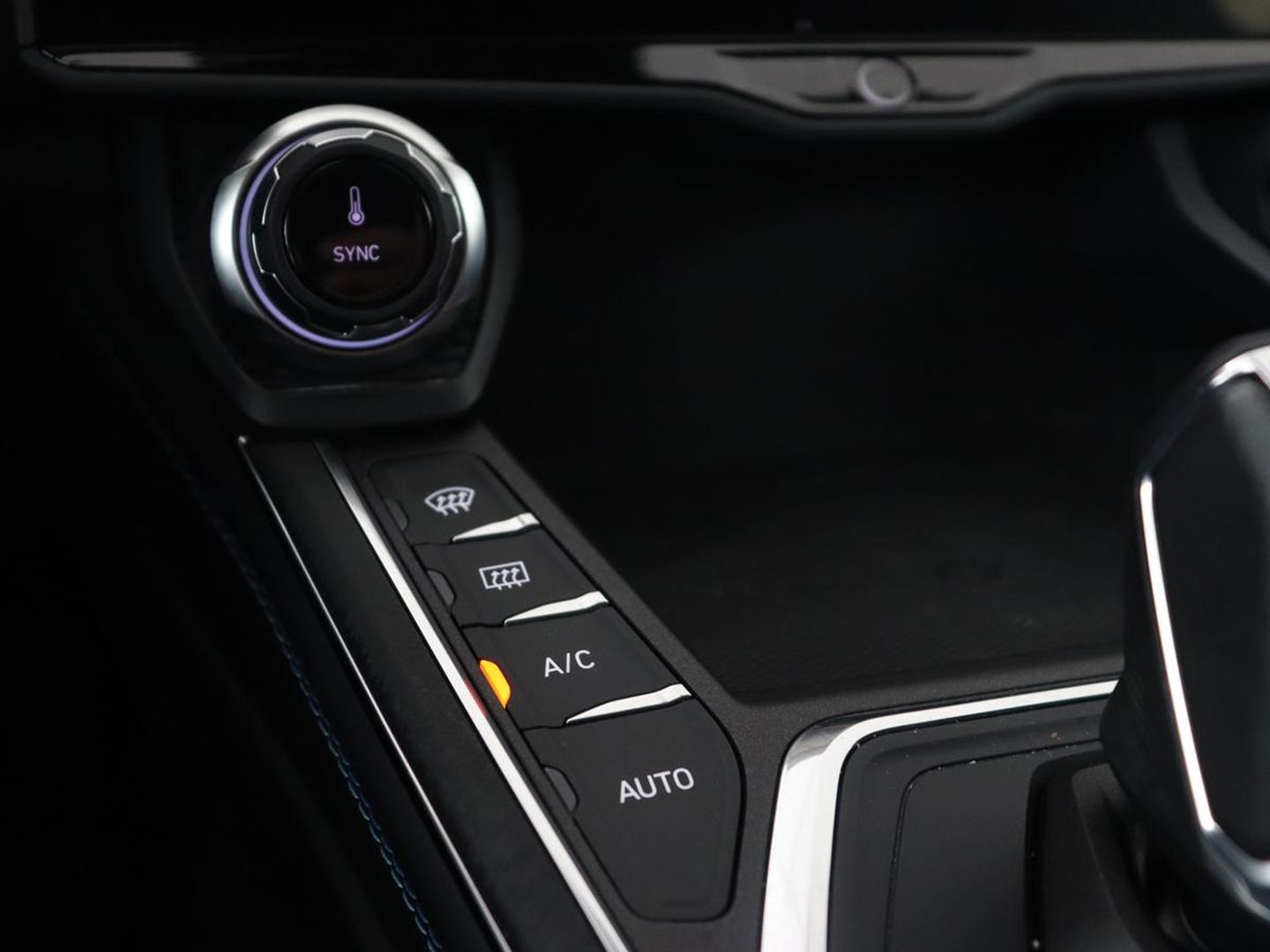 Lynk & Co 01 1.5 Plug In | 19.600 km NAP | Panoramadak | Infinity by Harman | Camera | Adaptive cruise | Stoelverwarming | Carplay | Memory | Full LED | PHEV