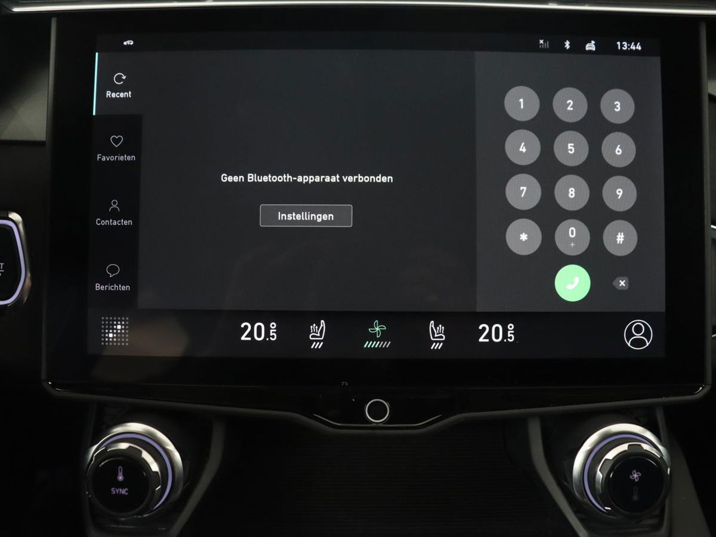 Lynk & Co 01 1.5 Plug In | 19.600 km NAP | Panoramadak | Infinity by Harman | Camera | Adaptive cruise | Stoelverwarming | Carplay | Memory | Full LED | PHEV