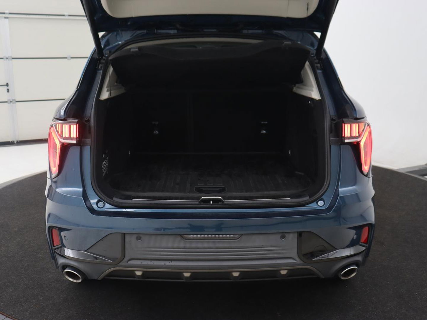 Lynk & Co 01 1.5 Plug In | 19.600 km NAP | Panoramadak | Infinity by Harman | Camera | Adaptive cruise | Stoelverwarming | Carplay | Memory | Full LED | PHEV