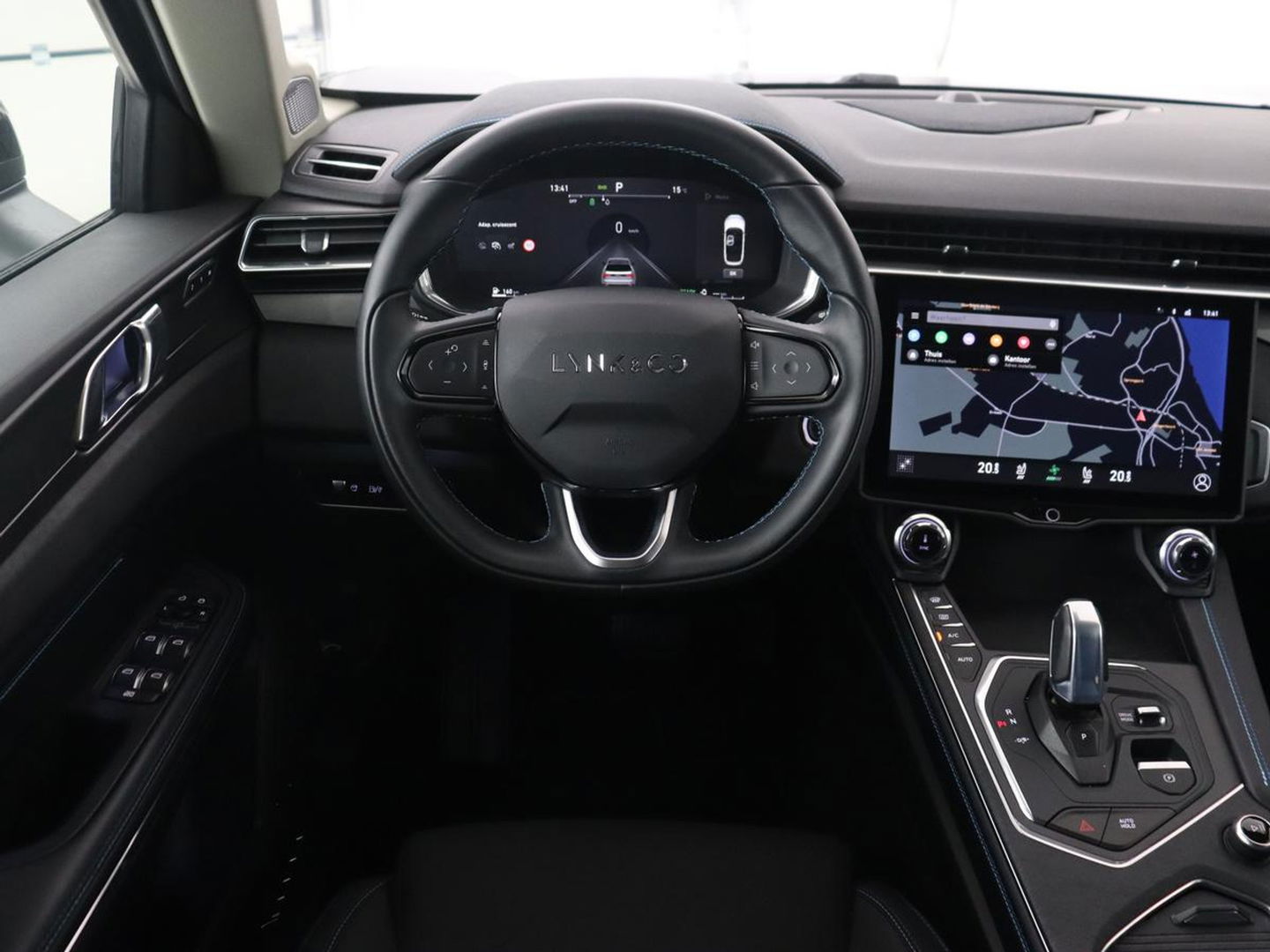 Lynk & Co 01 1.5 Plug In | 19.600 km NAP | Panoramadak | Infinity by Harman | Camera | Adaptive cruise | Stoelverwarming | Carplay | Memory | Full LED | PHEV