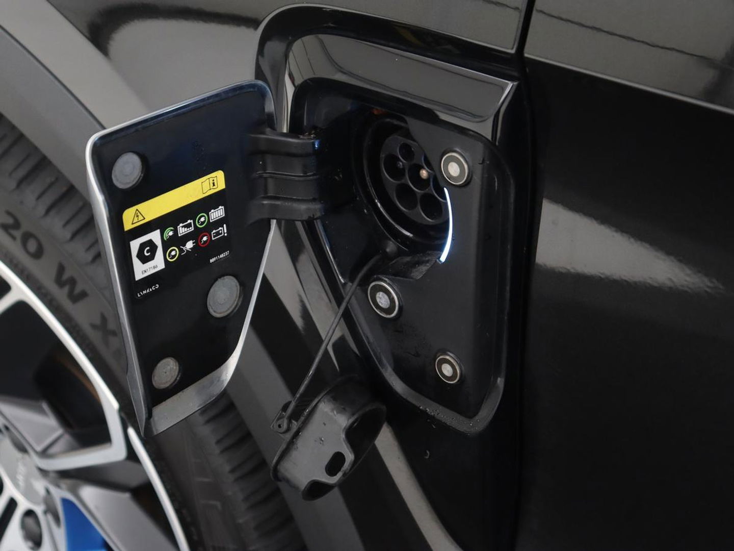 Lynk & Co 01 1.5 Plug In | Trekhaak | Panoramadak | Infinity by Harman | Camera | Adaptive cruise | Stoelverwarming | Carplay | Memory | Full LED | PHEV