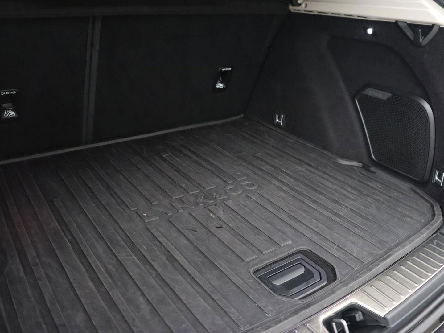 Lynk & Co 01 1.5 Plug In | Trekhaak | Panoramadak | Infinity by Harman | Camera | Adaptive cruise | Stoelverwarming | Carplay | Memory | Full LED | PHEV