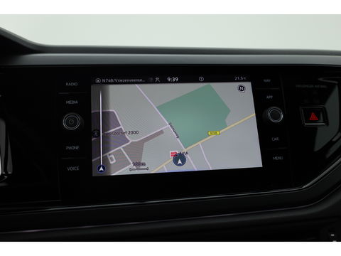 Volkswagen Polo 1.0 TSI R-Line DSG | Adapt. Cruise | Apple CarPlay & Android Auto | Trekhaak | Navi | 17"