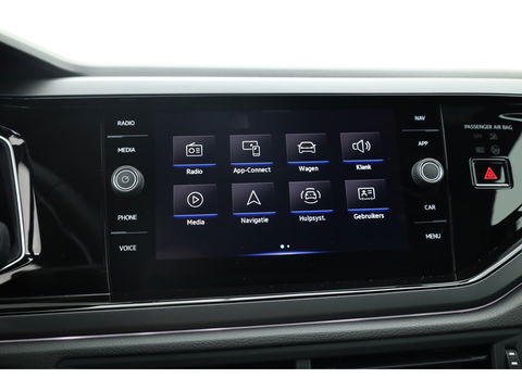 Volkswagen Polo 1.0 TSI R-Line DSG | Adapt. Cruise | Apple CarPlay & Android Auto | Trekhaak | Navi | 17"