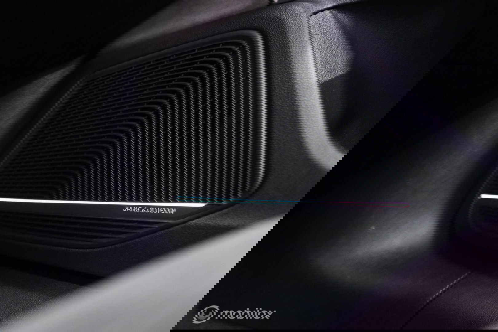 Audi A5 Cabriolet 2.0 TFSI quattro Sport Pro Line S | B&O | VC | HUD | Adaptive cruise | Stoel + stuurwiel verwarming | Trekhaak |