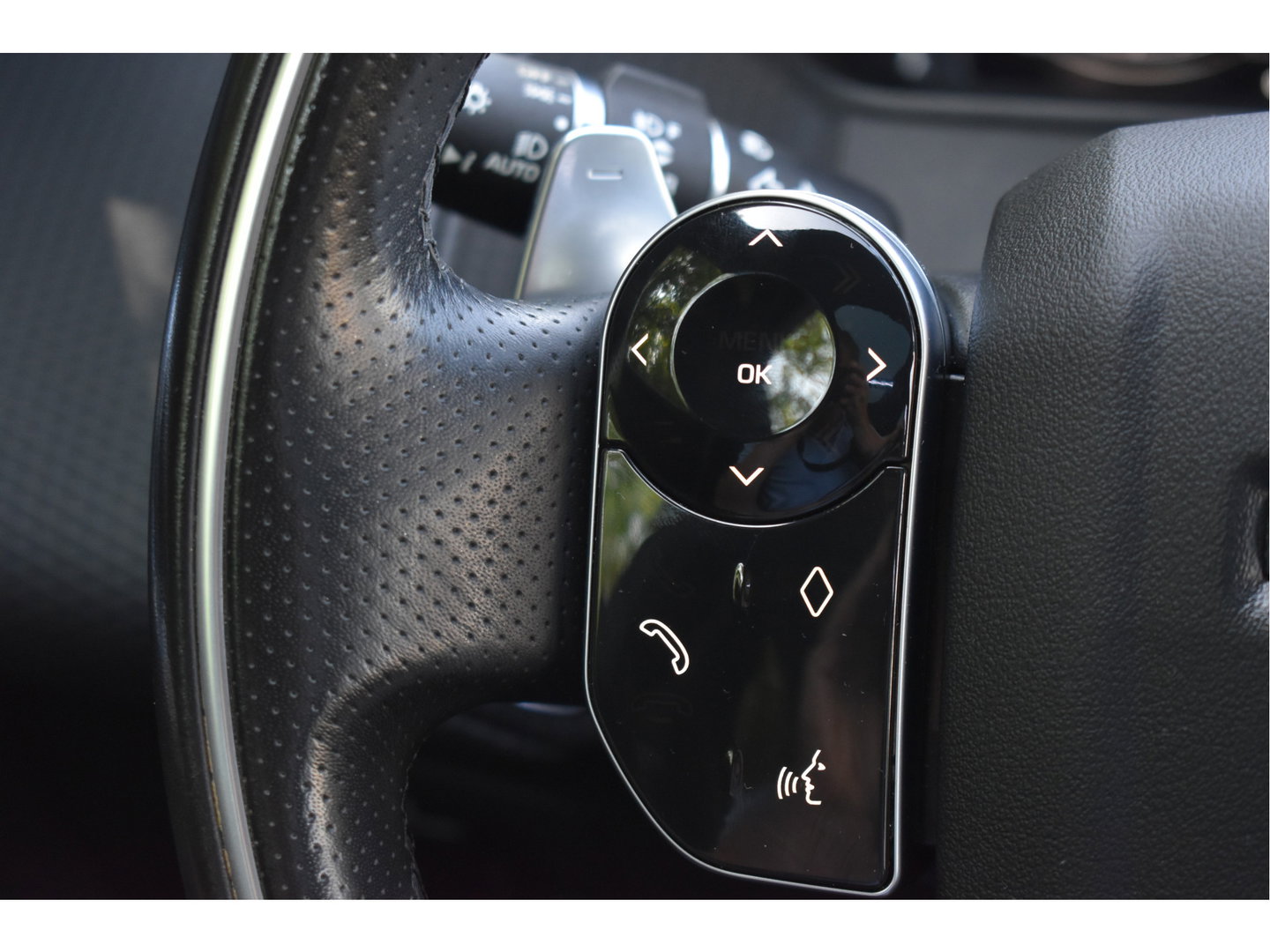 Land Rover Range Rover Velar 2.0 P250 Turbo AWD R-Dynamic Drive Pro Pack | Keyless | Digitale tellers | Pano.dak | Carplay | Adapt.CC | Camera | Meridian | Elekt.stoelen