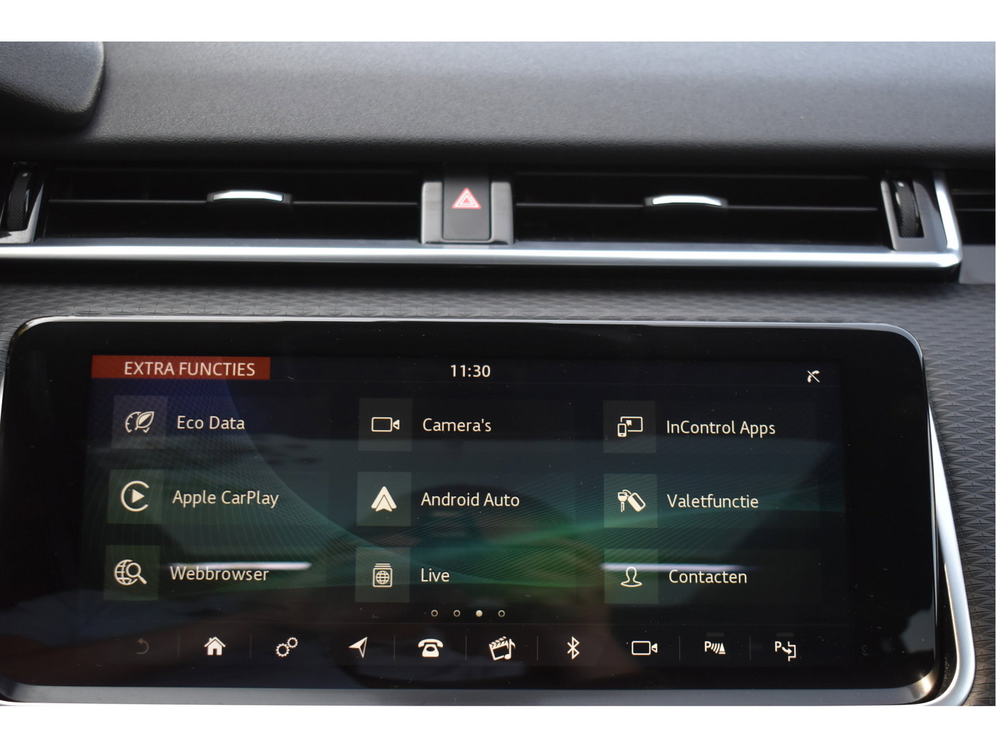 Land Rover Range Rover Velar 2.0 P250 Turbo AWD R-Dynamic Drive Pro Pack | Keyless | Digitale tellers | Pano.dak | Carplay | Adapt.CC | Camera | Meridian | Elekt.stoelen