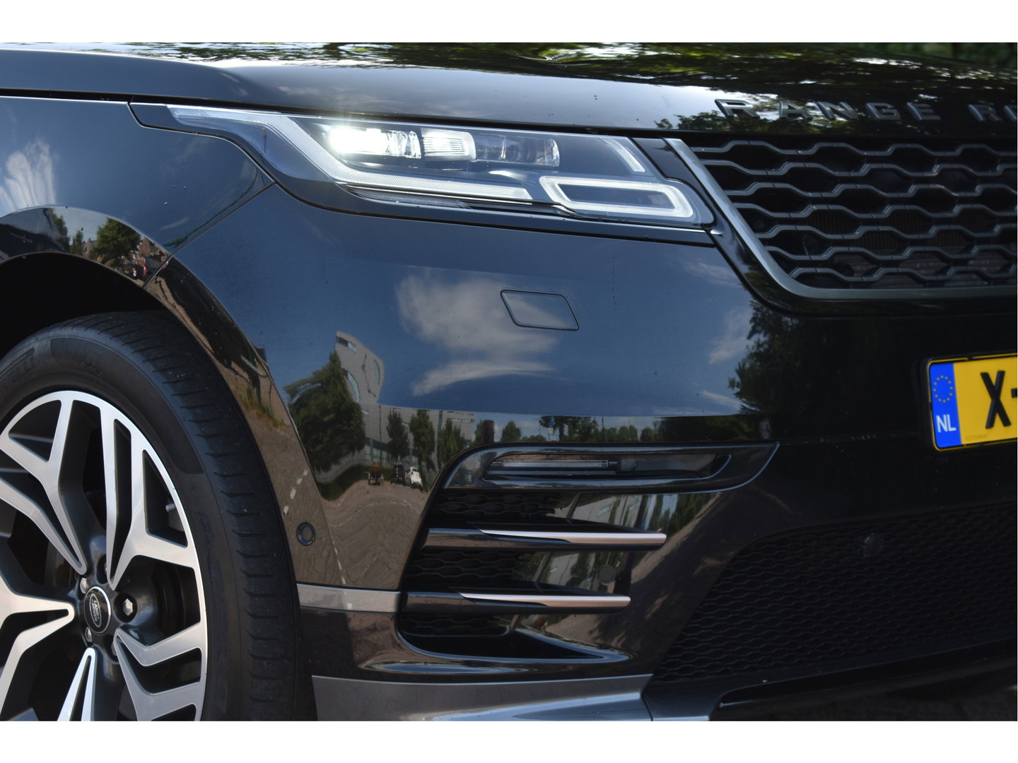 Land Rover Range Rover Velar 2.0 P250 Turbo AWD R-Dynamic Drive Pro Pack | Keyless | Digitale tellers | Pano.dak | Carplay | Adapt.CC | Camera | Meridian | Elekt.stoelen