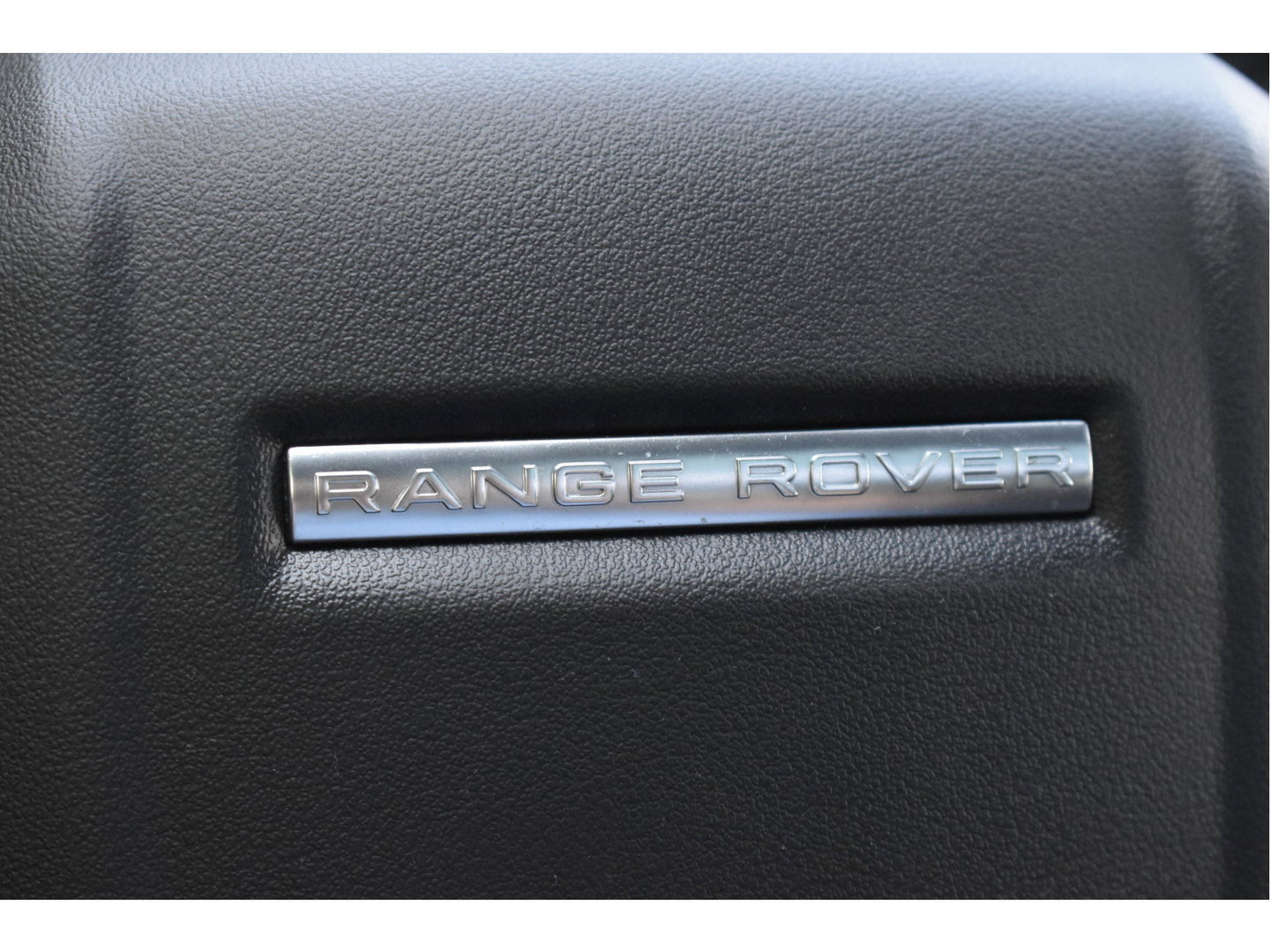 Land Rover Range Rover Velar 2.0 P250 Turbo AWD R-Dynamic Drive Pro Pack | Keyless | Digitale tellers | Pano.dak | Carplay | Adapt.CC | Camera | Meridian | Elekt.stoelen