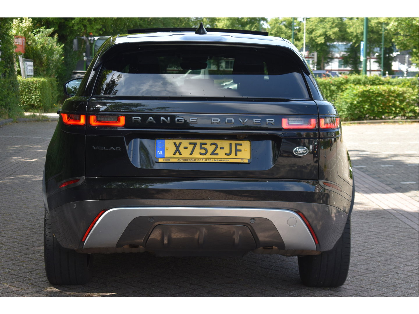 Land Rover Range Rover Velar 2.0 P250 Turbo AWD R-Dynamic Drive Pro Pack | Keyless | Digitale tellers | Pano.dak | Carplay | Adapt.CC | Camera | Meridian | Elekt.stoelen