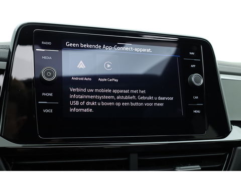 Volkswagen T-Roc 1.5 TSI R-Line Black Style | Pano | Adapt. Cruise | 19'' | IQ. Light | Camera | Afn. Trekhaak