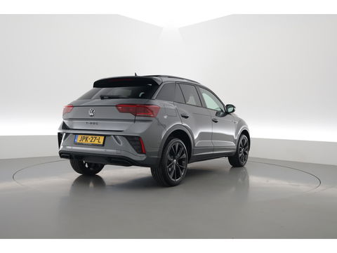 Volkswagen T-Roc 1.5 TSI R-Line Black Style | Pano | Adapt. Cruise | 19'' | IQ. Light | Camera | Afn. Trekhaak