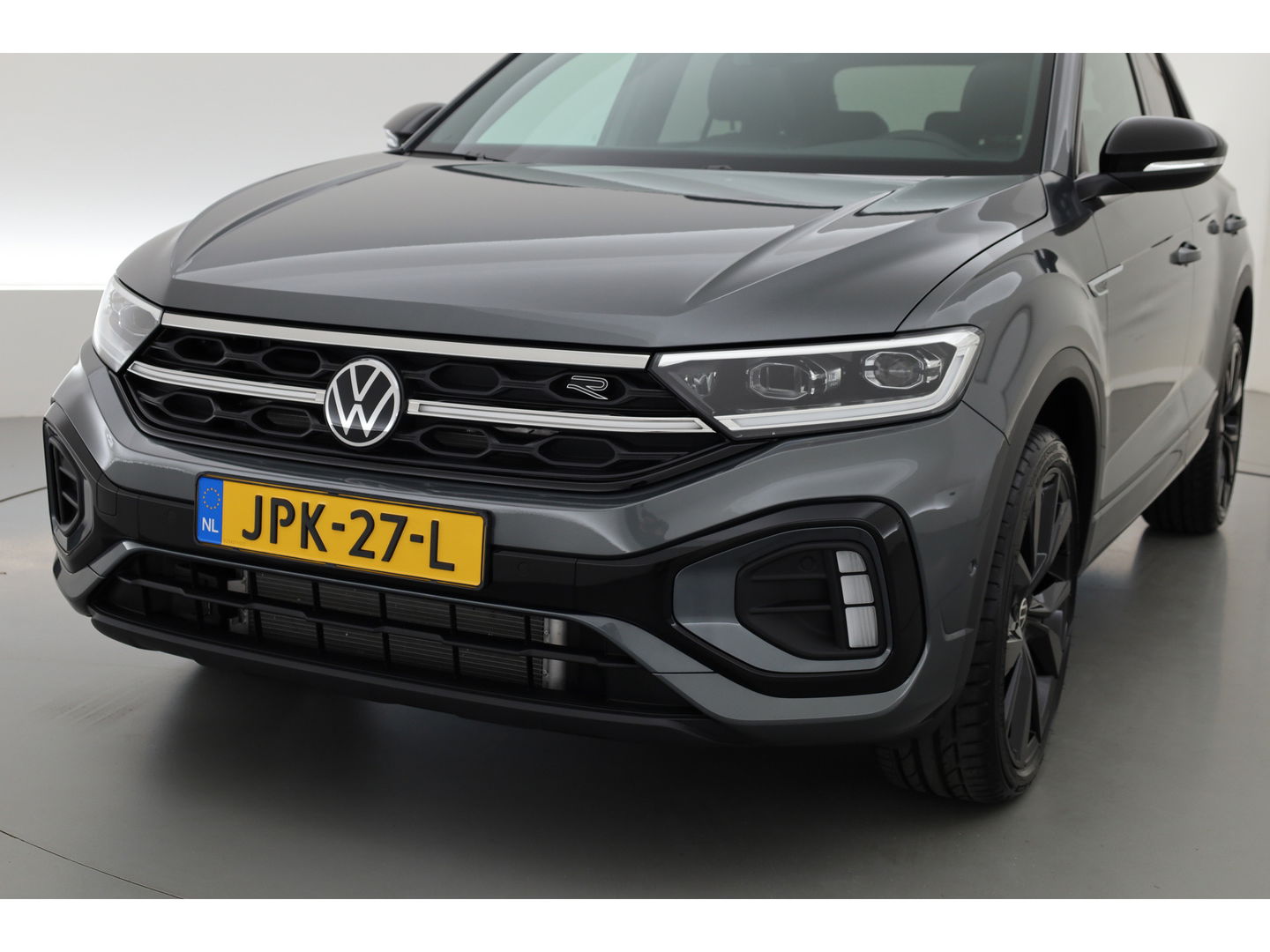 Volkswagen T-Roc 1.5 TSI R-Line Black Style | Pano | Adapt. Cruise | 19'' | IQ. Light | Camera | Afn. Trekhaak