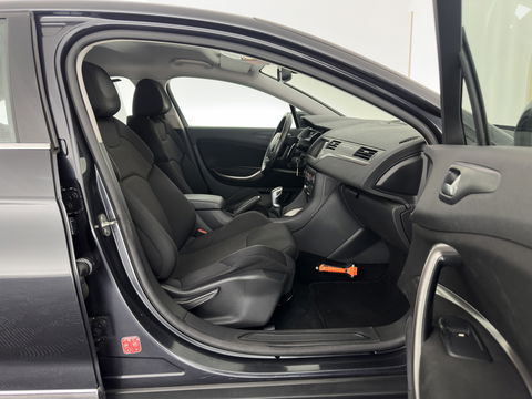 Citroën C5 1.6 e-HDi Collection Business Aut. * NAVI-FULLMAP | SPORT-SEATS | SHIFT-PADDLES | PDC | ECC | PRIVACY-GLASS | TOWBAR | 17 "ALU*