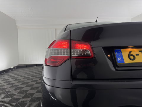 Citroën C5 1.6 e-HDi Collection Business Aut. * NAVI-FULLMAP | SPORT-SEATS | SHIFT-PADDLES | PDC | ECC | PRIVACY-GLASS | TOWBAR | 17 "ALU*