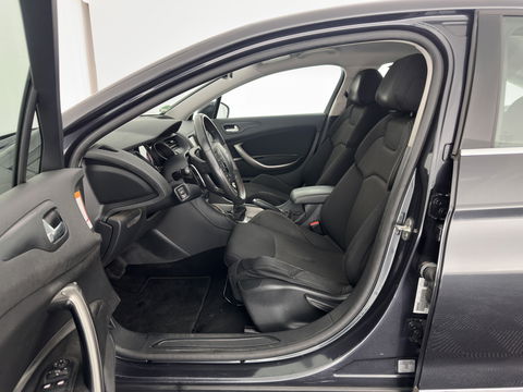 Citroën C5 1.6 e-HDi Collection Business Aut. * NAVI-FULLMAP | SPORT-SEATS | SHIFT-PADDLES | PDC | ECC | PRIVACY-GLASS | TOWBAR | 17 "ALU*