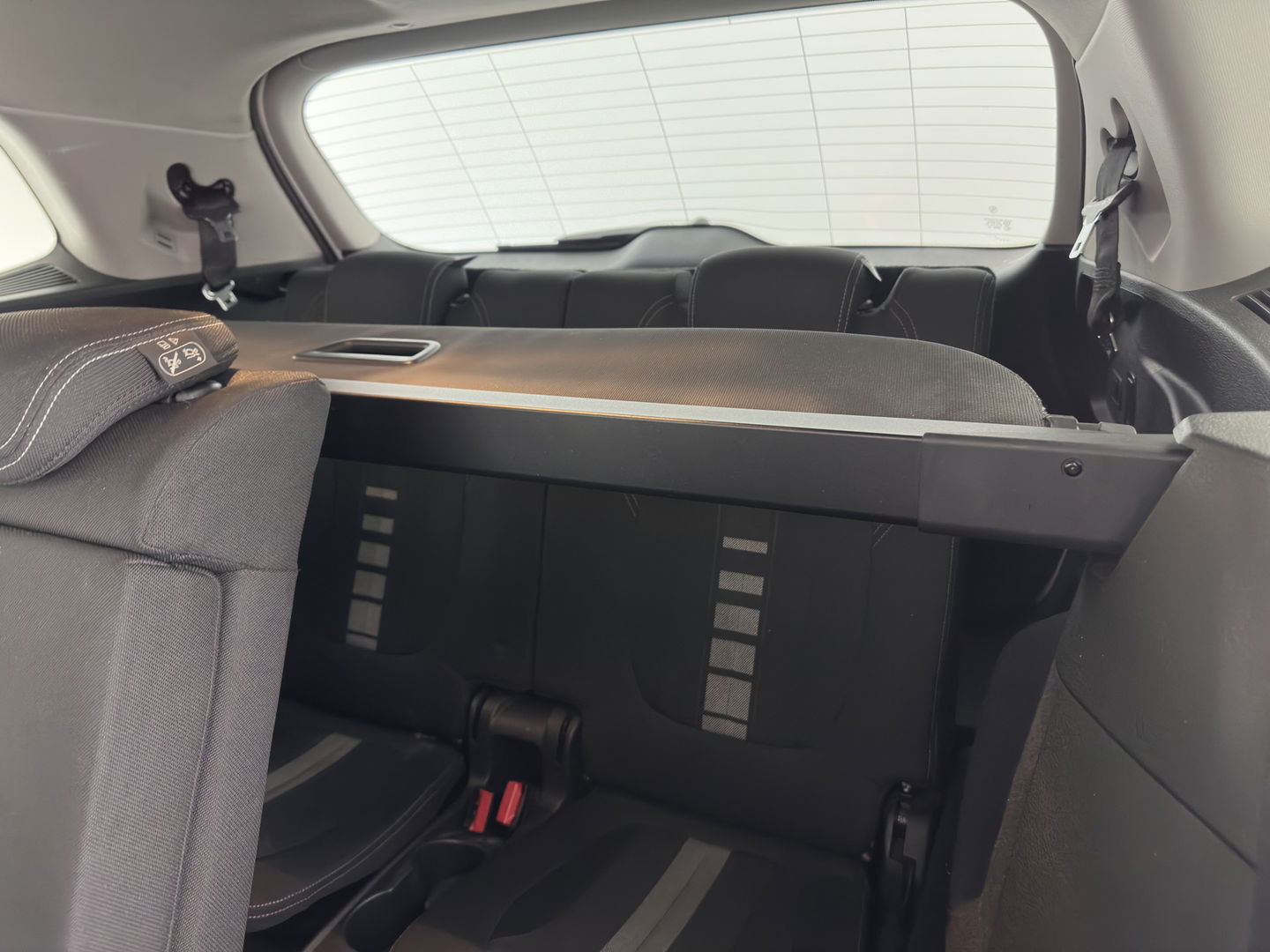 BMW 2 Serie Gran Tourer 216d Corporate Lease Sport ( 7-Pers ) *PANO | NAVI-FULLMAP | SPORTSEATS | ECC | PRIVACY-GLASS | PDC | CRUISE | 17''ALU*