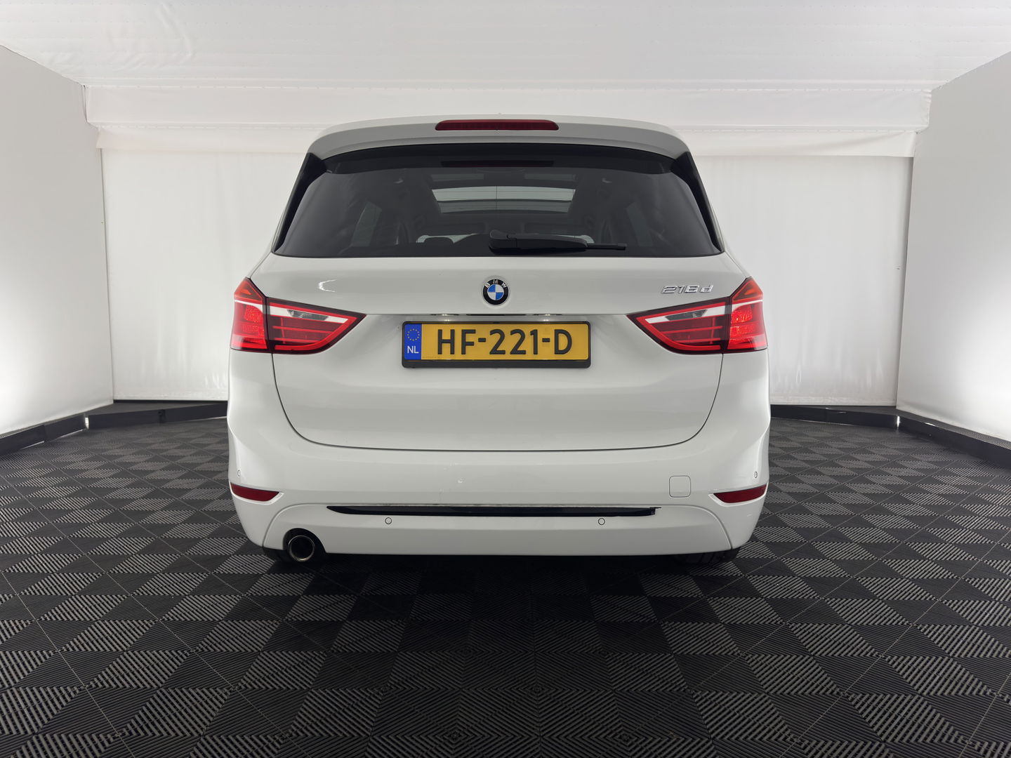 BMW 2 Serie Gran Tourer 216d Corporate Lease Sport ( 7-Pers ) *PANO | NAVI-FULLMAP | SPORTSEATS | ECC | PRIVACY-GLASS | PDC | CRUISE | 17''ALU*