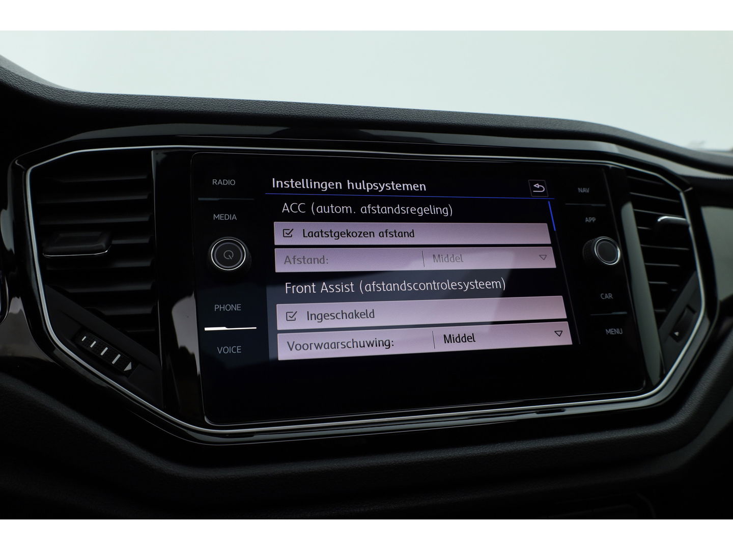 Volkswagen T-Roc 1.5 TSI Sport DSG | Pano | Afn. Trekhaak | Digi. Dashboard | Camera | 19'' | Adapt. Cruise | Keyless