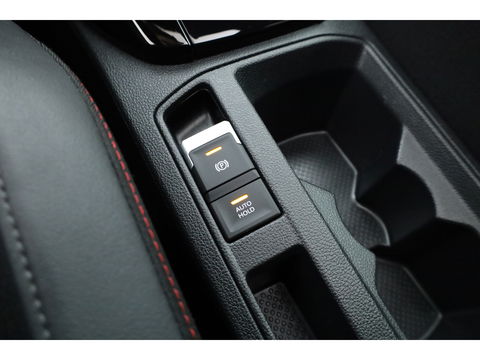 Volkswagen T-Roc 1.5 TSI Sport DSG | Pano | Afn. Trekhaak | Digi. Dashboard | Camera | 19'' | Adapt. Cruise | Keyless
