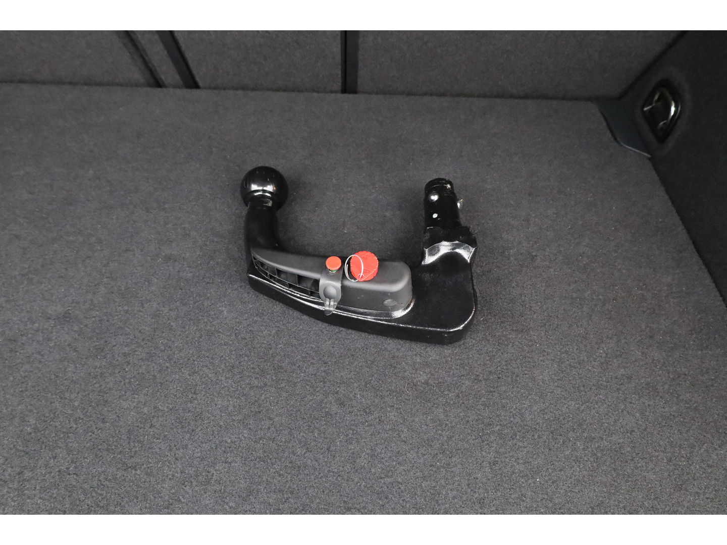 Volkswagen T-Roc 1.5 TSI Sport DSG | Pano | Afn. Trekhaak | Digi. Dashboard | Camera | 19'' | Adapt. Cruise | Keyless