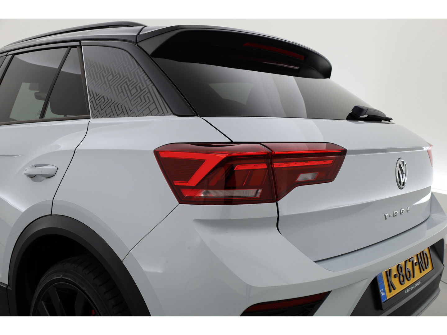 Volkswagen T-Roc 1.5 TSI Sport DSG | Pano | Afn. Trekhaak | Digi. Dashboard | Camera | 19'' | Adapt. Cruise | Keyless