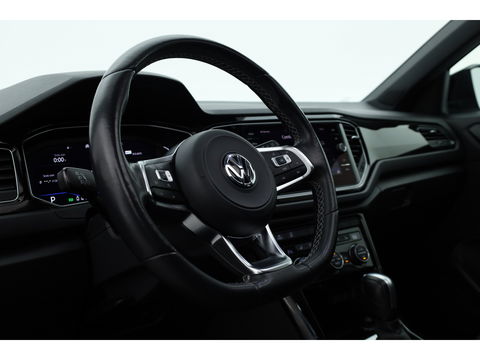 Volkswagen T-Roc 1.5 TSI Sport DSG | Pano | Afn. Trekhaak | Digi. Dashboard | Camera | 19'' | Adapt. Cruise | Keyless