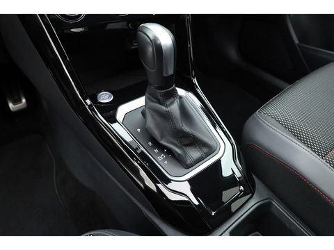 Volkswagen T-Roc 1.5 TSI Sport DSG | Pano | Afn. Trekhaak | Digi. Dashboard | Camera | 19'' | Adapt. Cruise | Keyless