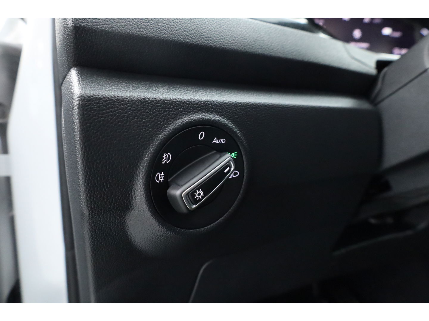 Volkswagen T-Roc 1.5 TSI Sport DSG | Pano | Afn. Trekhaak | Digi. Dashboard | Camera | 19'' | Adapt. Cruise | Keyless