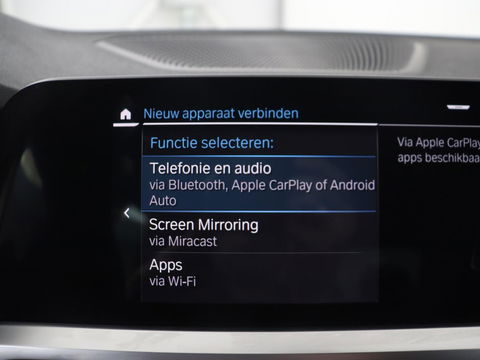 BMW 3-serie 320e M Sport | Leder | Trekhaak | Stoelverwarming | Carplay | Sportstoelen | Laserlicht | Live Cockpit | DAB | Parkeerhulp | Navigatie | Climate control | Bluetooth | Cruise control