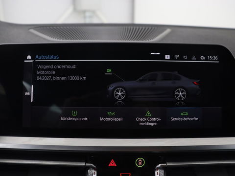 BMW 3-serie 320e M Sport | Leder | Trekhaak | Stoelverwarming | Carplay | Sportstoelen | Laserlicht | Live Cockpit | DAB | Parkeerhulp | Navigatie | Climate control | Bluetooth | Cruise control