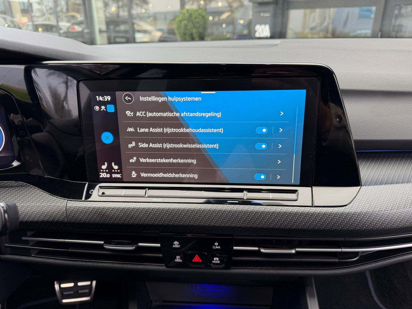 Volkswagen Golf R 2.0 TSI 4Motion|Pano|Akrapovic|Harman&Kardon|IQ.light|Keyless