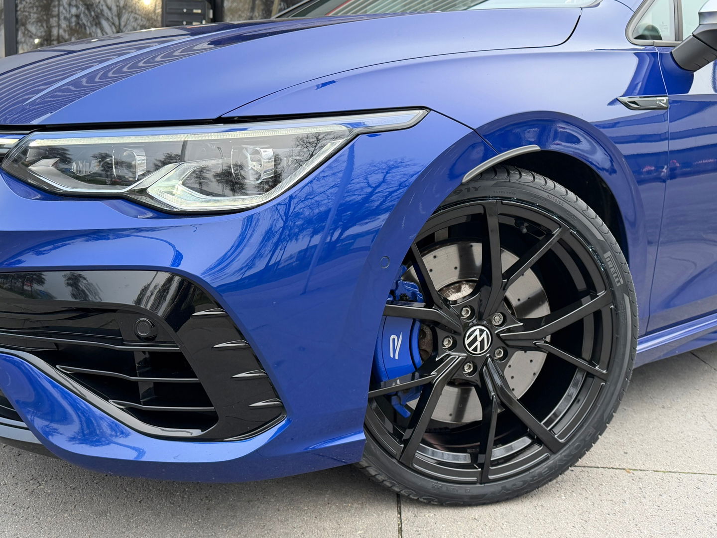 Volkswagen Golf R 2.0 TSI 4Motion|Pano|Akrapovic|Harman&Kardon|IQ.light|Keyless