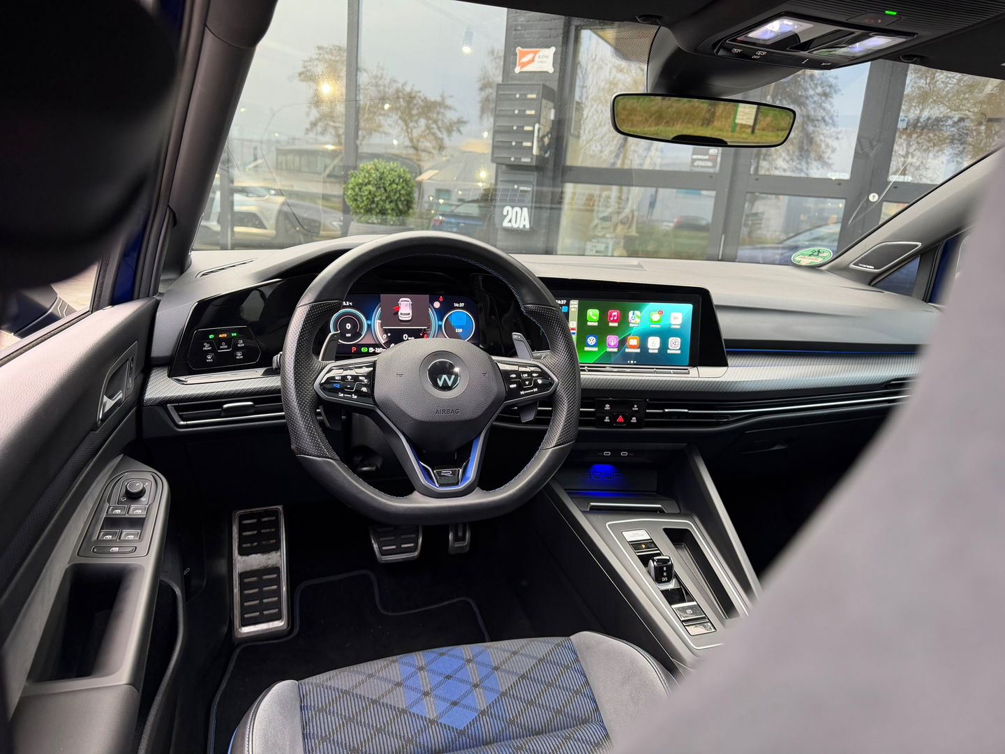 Volkswagen Golf R 2.0 TSI 4Motion|Pano|Akrapovic|Harman&Kardon|IQ.light|Keyless