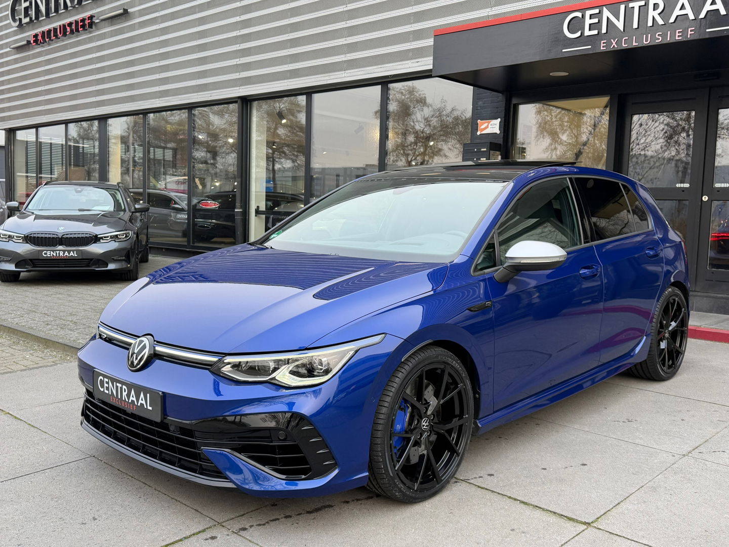 Volkswagen Golf R 2.0 TSI 4Motion|Pano|Akrapovic|Harman&Kardon|IQ.light|Keyless