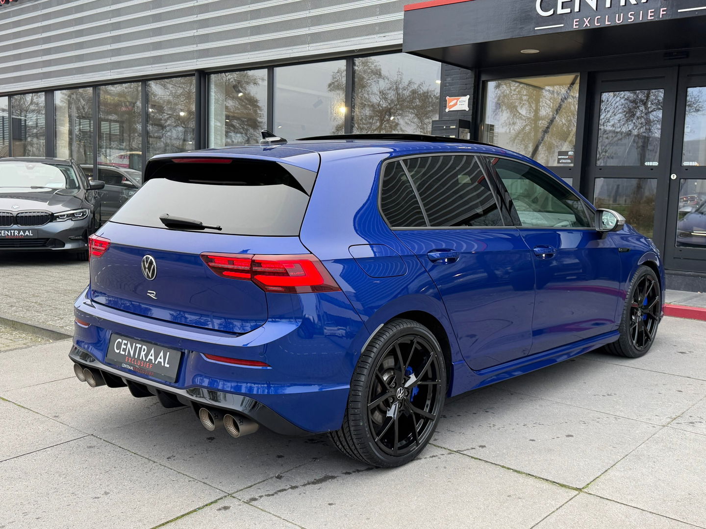 Volkswagen Golf R 2.0 TSI 4Motion|Pano|Akrapovic|Harman&Kardon|IQ.light|Keyless