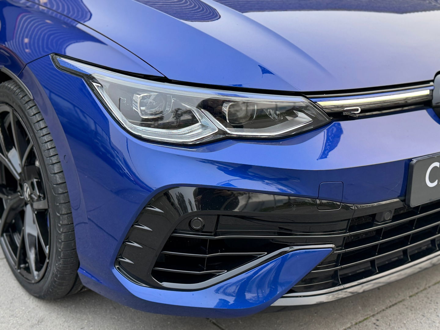 Volkswagen Golf R 2.0 TSI 4Motion|Pano|Akrapovic|Harman&Kardon|IQ.light|Keyless