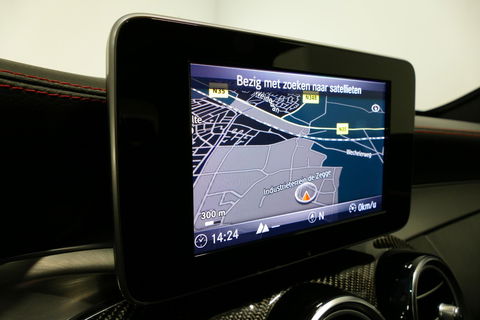 Mercedes-Benz C-Klasse 180 AMG Line / Orig. Nederlands / C63s AMG Diffuser / Panamericana Grille / Carbon interieurdelen / Burmester Surround Sound / Elektr. verstelbare voorstoelen + memory / Ambienteverlichting / Stoelverwarming / Apple Carplay - Android Auto / 20'' LMV / Ach