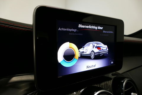 Mercedes-Benz C-Klasse 180 AMG Line / Orig. Nederlands / C63s AMG Diffuser / Panamericana Grille / Carbon interieurdelen / Burmester Surround Sound / Elektr. verstelbare voorstoelen + memory / Ambienteverlichting / Stoelverwarming / Apple Carplay - Android Auto / 20'' LMV / Ach
