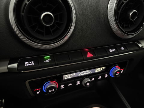 Audi A3 40 e-tron 225PK S-line | Pano | Virtual | LED | Carplay | Adaptive Cruise | Stoelverw. l NAP
