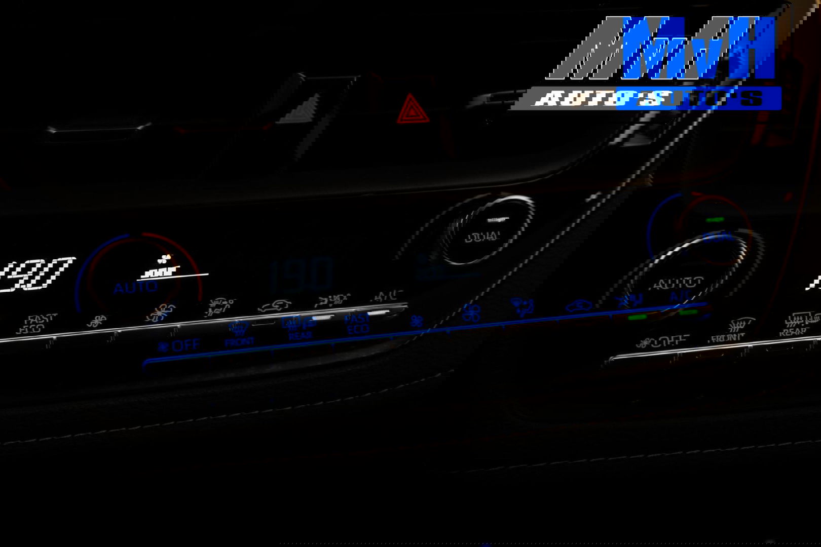 Toyota Corolla Touring Sports 1.8 Hybrid Business Plus|TREKHAAK