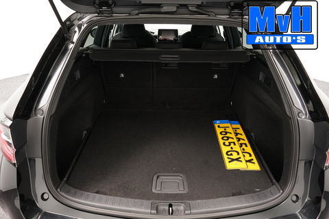 Toyota Corolla Touring Sports 1.8 Hybrid Business Plus|TREKHAAK