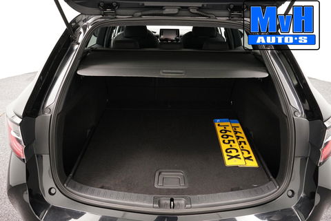 Toyota Corolla Touring Sports 1.8 Hybrid Business Plus|TREKHAAK