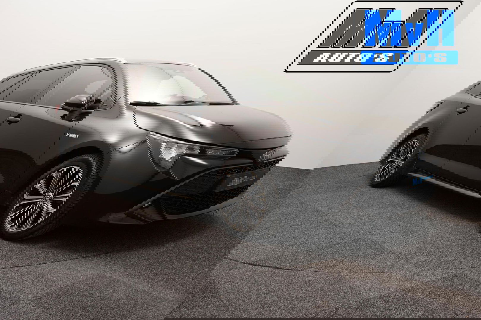 Toyota Corolla Touring Sports 1.8 Hybrid Business Plus|TREKHAAK